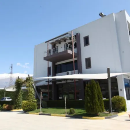 White Palace 호텔 Gjirokastër