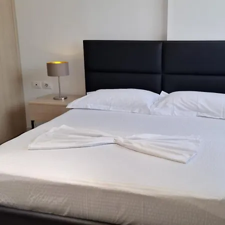 Apartament White Palace