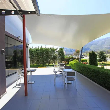 White Palace Hotel 3*