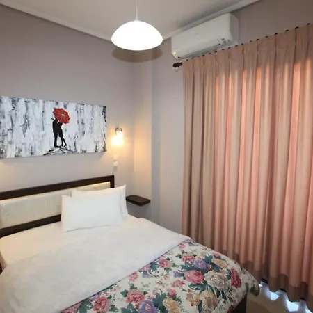 White Palace 3* Gjirokastër